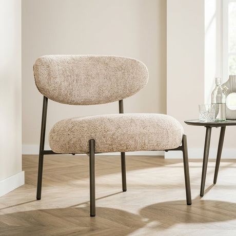 Fauteuil Nova Rond Zandkleurige Stof sfeerfoto in modern interieur
