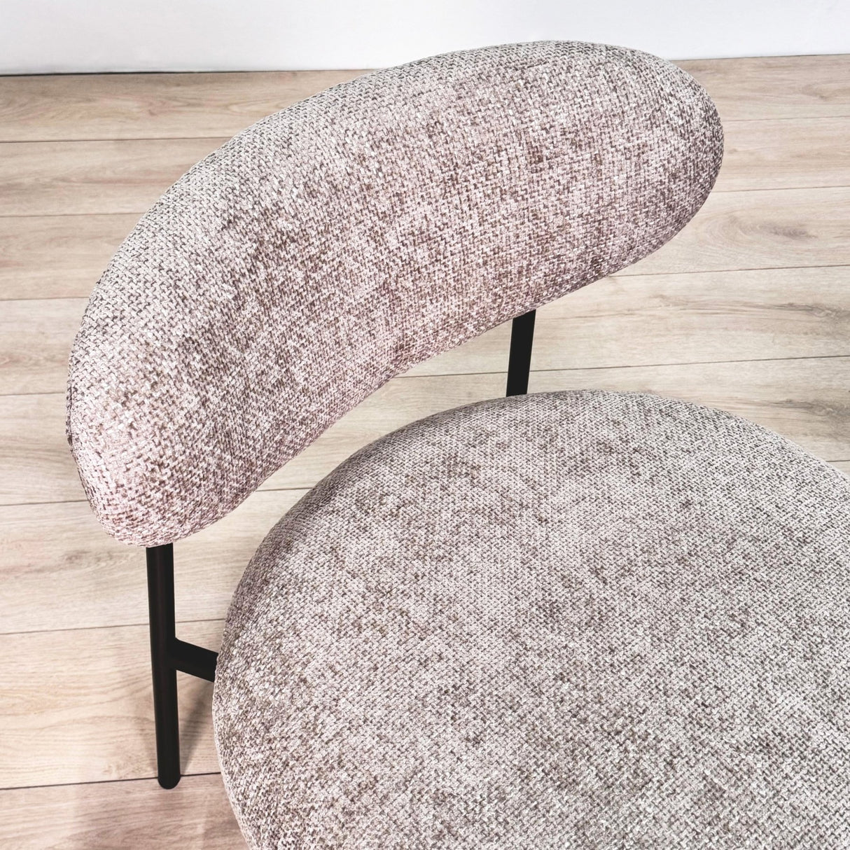 Sillón Nova Redondo – Tela de color arena 