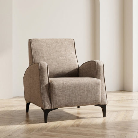 Sillón Petra Fawn foto atmosférica en un interior moderno