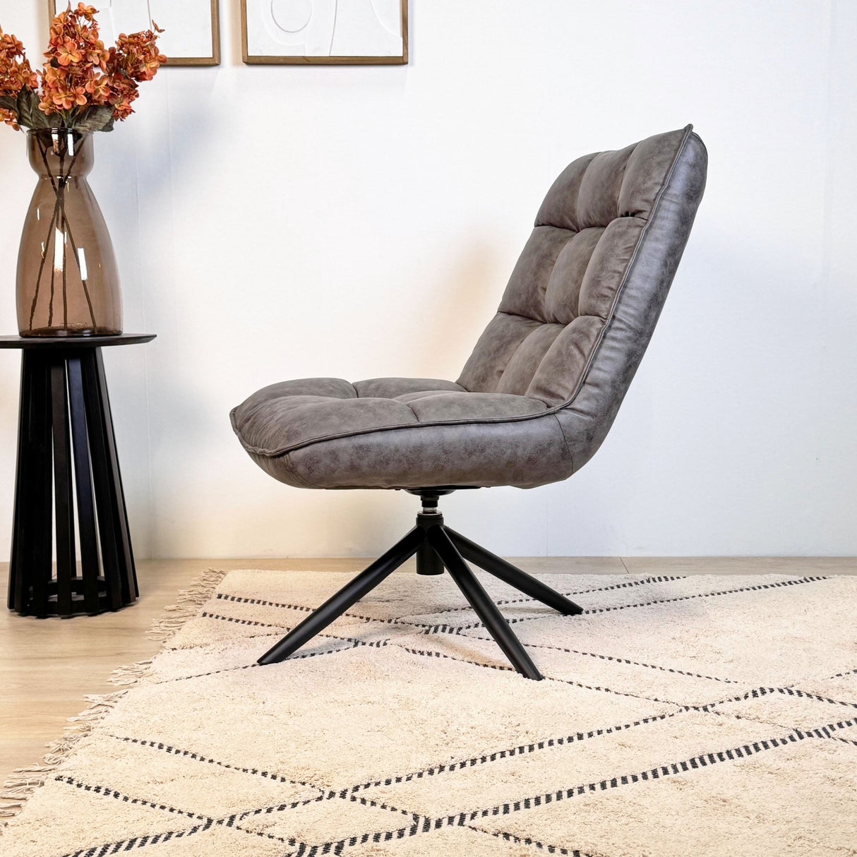 Sillón giratorio Yuki Antracita Eco-cuero 360° Giratorio 