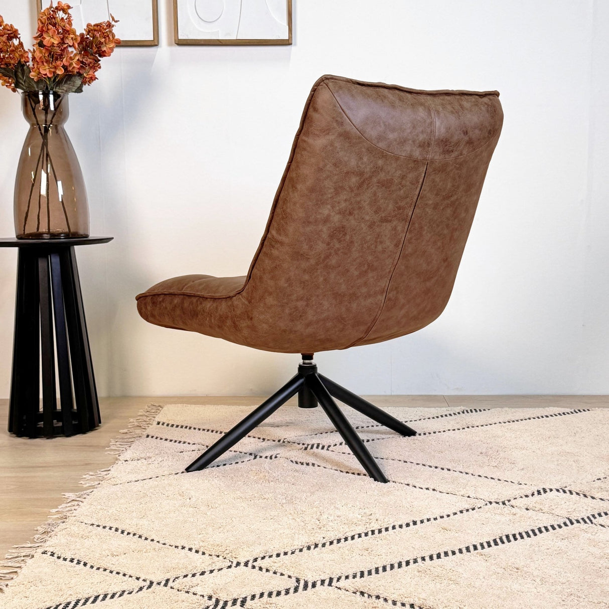 Sillón giratorio Yuki Cognac Eco-cuero 360° Giratorio 