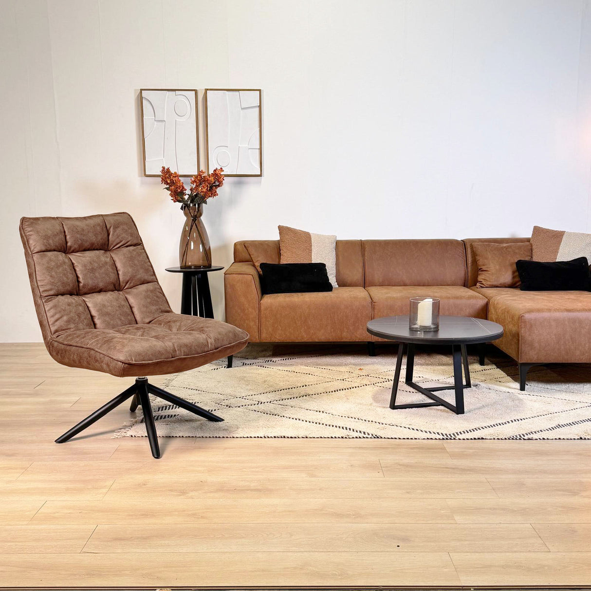 Sillón giratorio Yuki Cognac Eco-cuero 360° Giratorio 