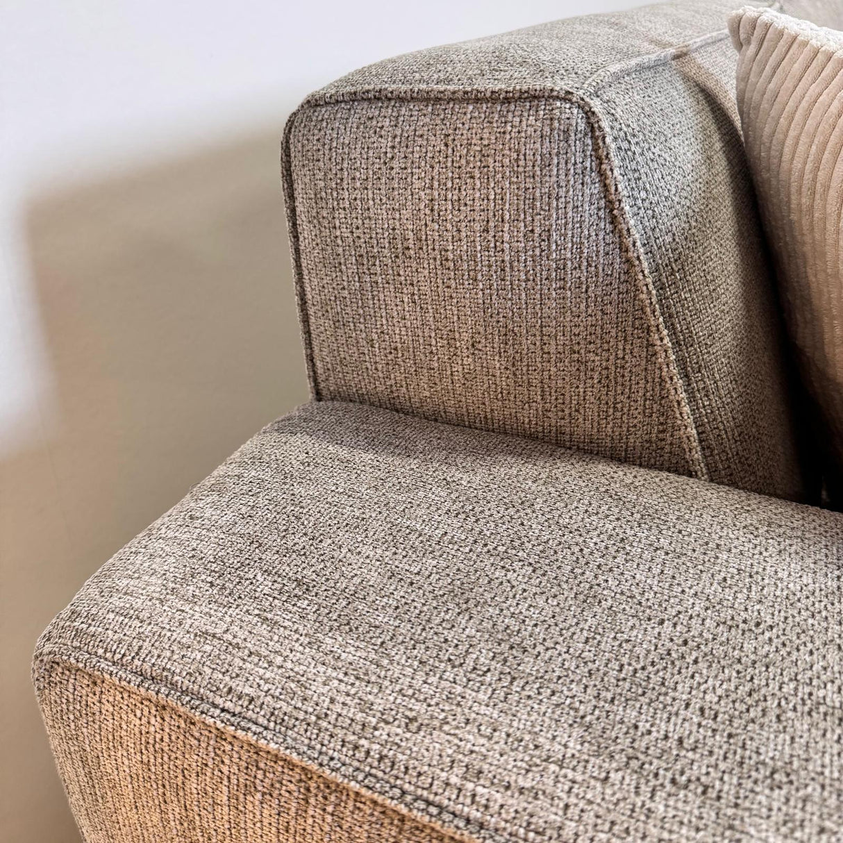 Banken - Hoekbank grijs chenille gemêleerd Ravi – Links - Dimehouse
