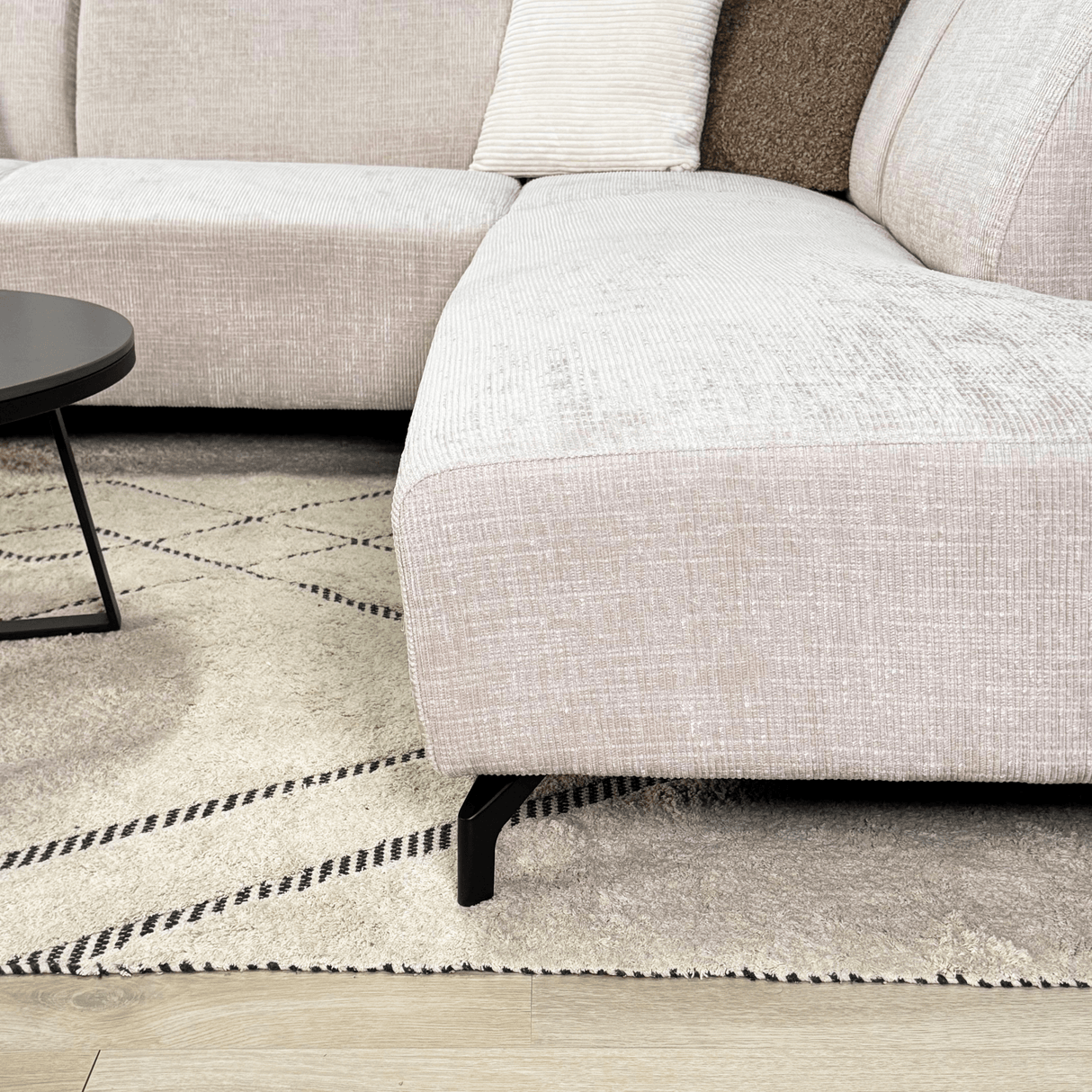Banken - Hoekbank met chaise longue beige chenille stof Manon - rechts - Dimehouse