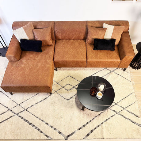Sofá esquinero Davidson Microfibra Cognac con salón compacto - Izquierda 