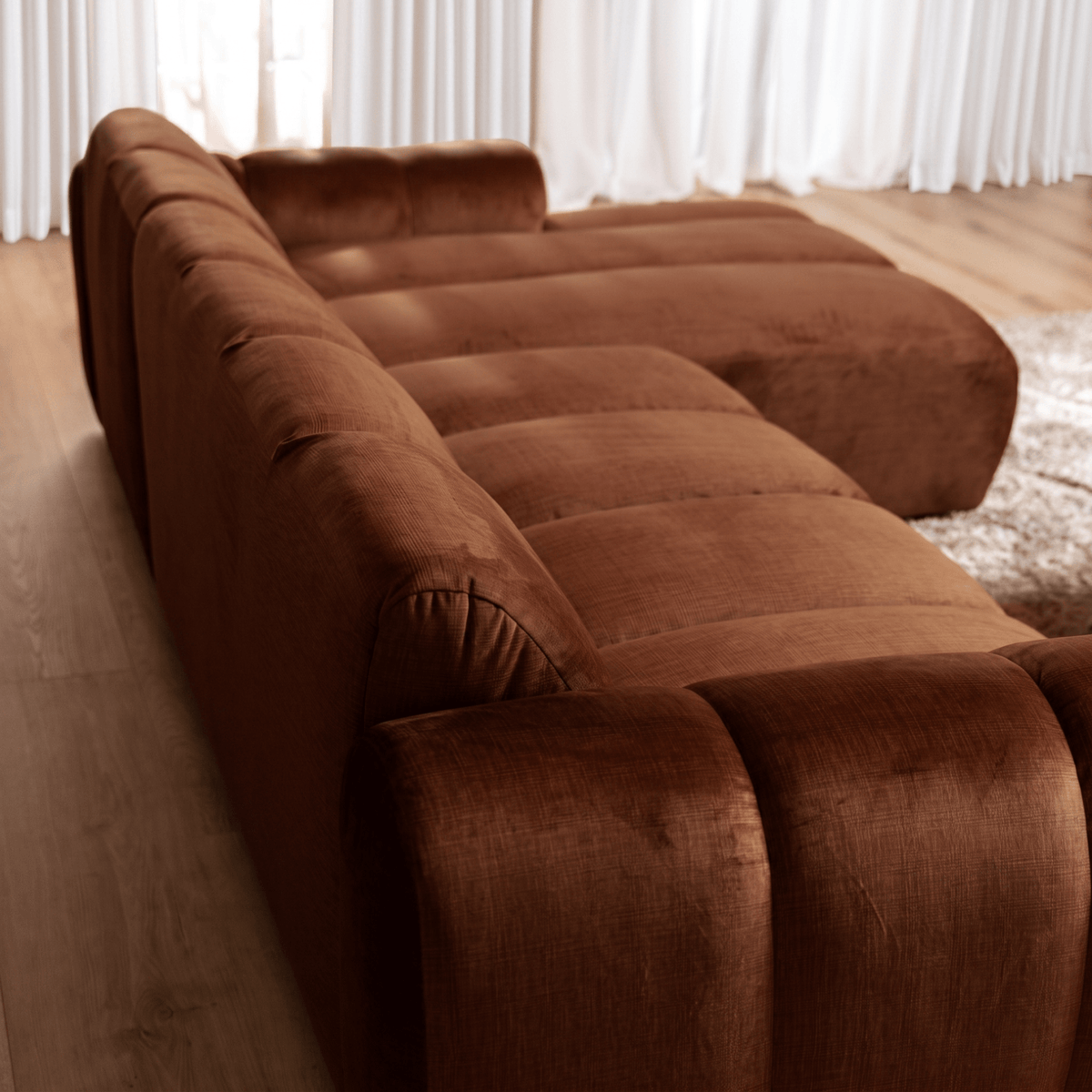 Sofás-Sofá rinconera con salón tejido textura terciopelo cobre - rayas - derecha - Brix -Dimehouse