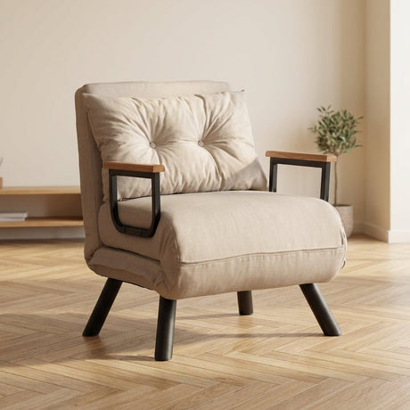 Sillón-dormitorio Sando de tela crema-amarillo claro, una fotografía atmosférica en un interior moderno