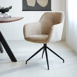 Silla de comedor Camiel Dimehouse Beige L x An x Al 62x61x54 Tela Vista frontal en diagonal Foto atmosférica