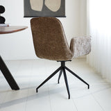 Silla de comedor Nela Dimehouse Taupe L x An x Al 64x64x52 Tela Vista posterior diagonal de fotografía atmosférica
