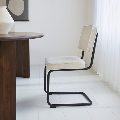 Silla de comedor Remo tejido canalé Dimehouse Beige L x An x Al 56x55x52 Tejido acanalado Foto atmosférica vista lateral