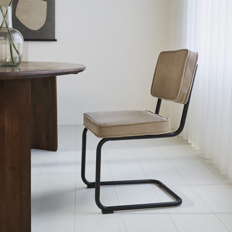 Silla de comedor Remo tejido canalé Dimehouse Gris L x An x Al 56x55x52 Tela acanalada Foto atmosférica vista lateral