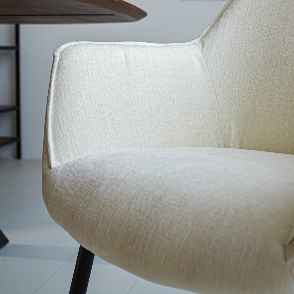 Silla de comedor Sev Dimehouse Blanco L x An x Al 68x62x61 Tela Atmósfera foto diferente