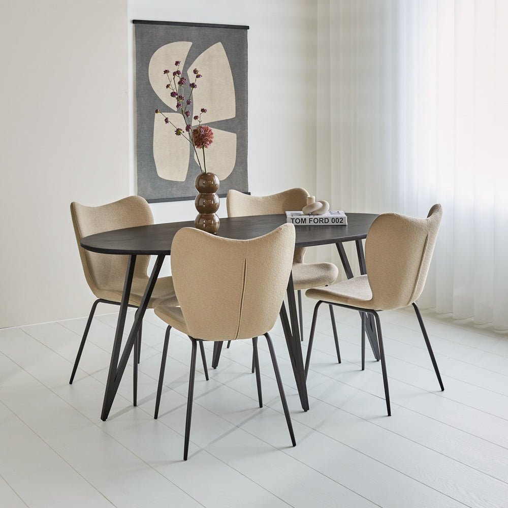 Silla de comedor Sia Dimehouse Taupe L x An x Al 72x55x51 Tela Vista frontal diagonal de fotografía atmosférica