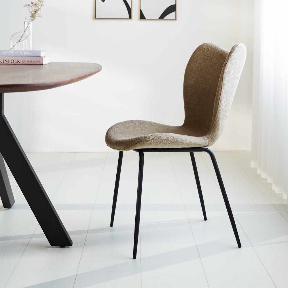 Silla de comedor Sia Dimehouse Taupe L x An x Al 72x55x51 Tela Foto atmosférica vista lateral