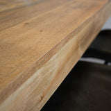 Eettafel Colorado Dimehouse Bruin LxBxH 205x105x15 Mangohout Sfeerfoto detail