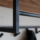 Perchero Niels DH Interior Acacia L x An x Al 102x37x30 Madera de acacia Detalle fotográfico atmosférico