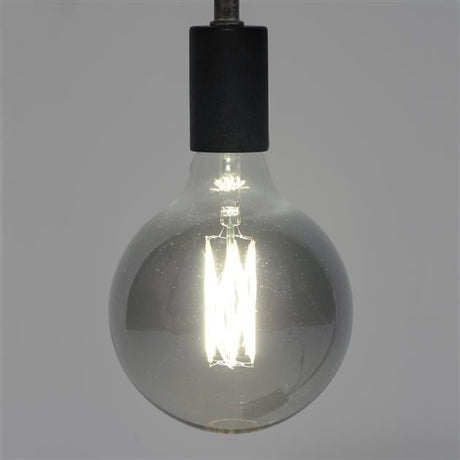 Fuente de luz Filamento LED Esfera Ø12,5 Humo DH Interior Gris LxAnxAl 18x13x13 Vidrio Foto atmosférica vista frontal en diagonal