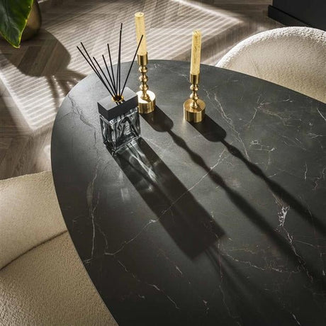Mesa de comedor Sophie DH Interior negro L x An x Al 189x99x9 Cerámica Detalle fotográfico atmosférico
