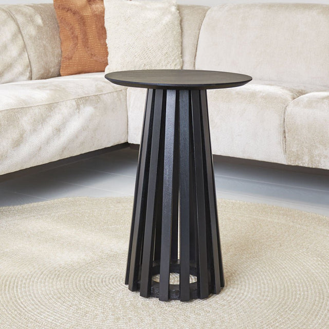 Mesa de centro Rory Negro Dimehouse Negro L x An x Al 62x45x45 Madera de acacia Vista frontal diagonal fotográfica atmosférica