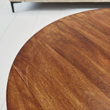 Mesa de centro Oxis Madera Dimehouse Marrón LxAnxAl 92x92x43 Madera de mango Detalle de la foto atmosférica.