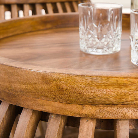 Mesa de centro Hans DH Interior Mango L x An x Al 88x88x45 Madera de mango Detalle de la foto atmosférica.