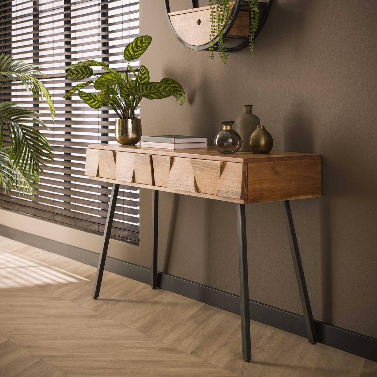 Tocador Alisa DH Interior Acacia L x An x Al 125x46x23 Madera de acacia Fotografía atmosférica vista frontal en diagonal