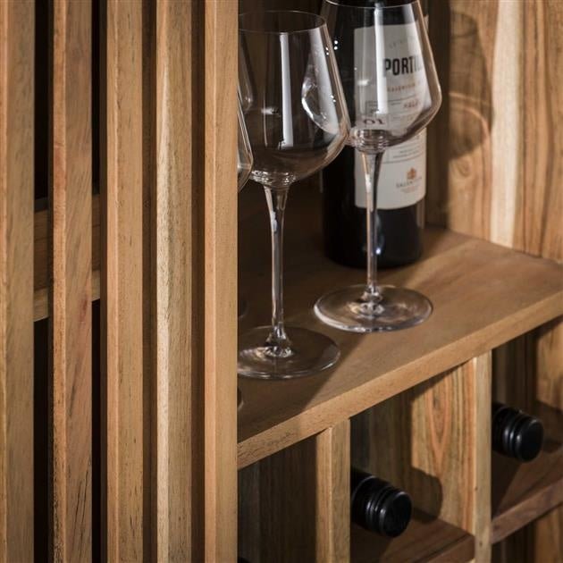 Vinoteca Monja DH Interior Acacia L x An x Al 130x88x52 Madera de acacia Detalle fotográfico atmosférico